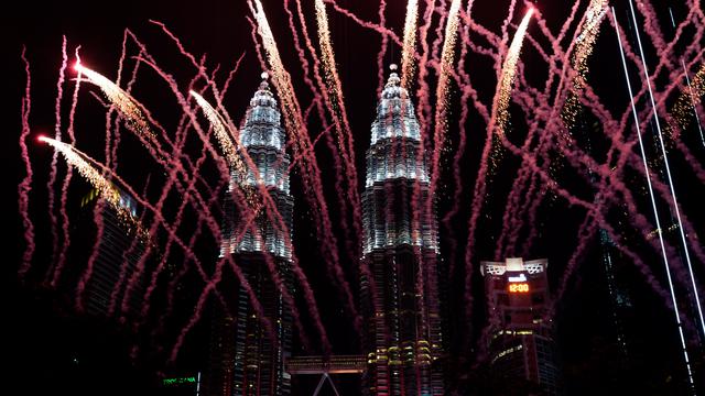 Semarak Perayaan Tahun Baru di Berbagai Negara