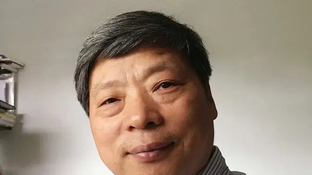 Fotografer China bernama Lu Guang. Ia diduga hilang usai mengunjungi Provinsi Xinjiang, rumah bagi kelompok etnis minoritas Uighur yang mayoritas muslim (supplied / Xu Xiaoli)