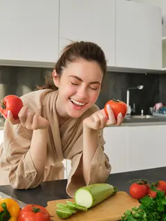 Ilustrasi me-time dengan memasak/copyright freepik.com/benzoix