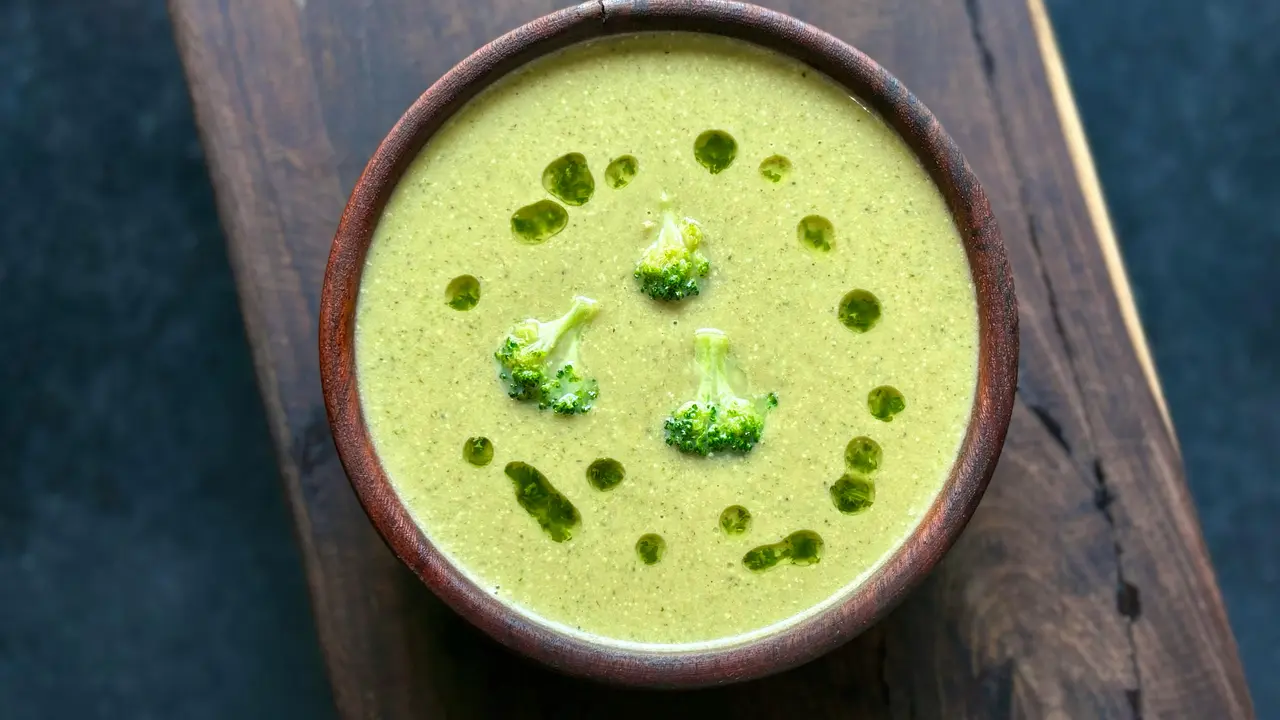 Resep Sup Brokoli Creamy Tanpa Susu yang Praktis dan Rendah Lemak