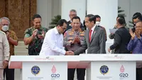 Presiden Joko Widodo atau Jokowi meresmikan Terminal VVIP Bandara Internasional I Gusti Ngurah Rai dan tiga pelabuhan di Bali. (Dok Kemenhub)