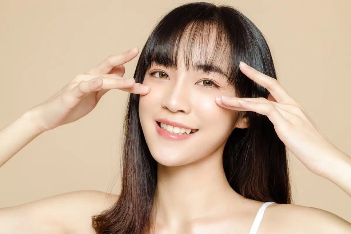 10 Cara Mengecilkan Pori-pori Wajah yang Bisa Bikin Kulit Makin Mulus dan Cantik