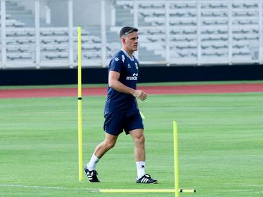 Debut John Herdman sebagai pelatih baru Timnas Indonesia akan dipastikan berlangsung dalam laga melawan St. Kitts and Nevis di FIFA Series pada Jumat (27/03/2026) mendatang. (Bola.com/M Iqbal Ichsan)
