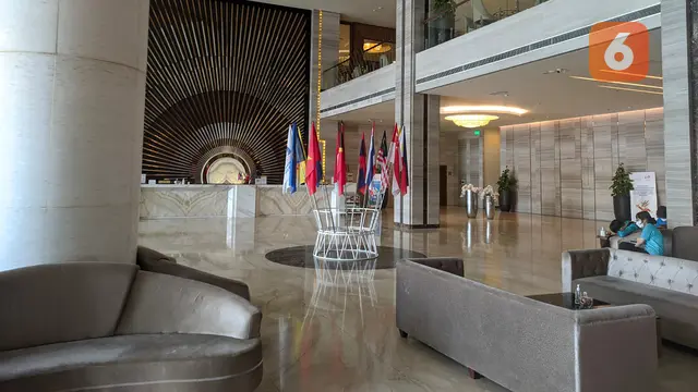 Foto: Ini Dia Hotel Mewah Markas Timnas Indonesia U-23 di SEA Games 2021 yang Bak Langit dan Bumi dengan Lapangan Tempat Latihan