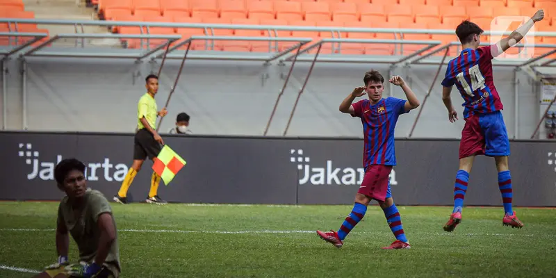 FOTO: Barcelona U-18 Taklukan Bali United U-18 di IYC 2021