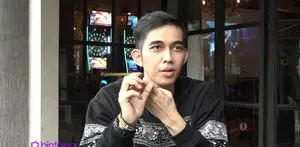 Personel Lyla punya pengalaman lucu dengan pesawat ketika salah satu personelnya ternyata phobia terbang