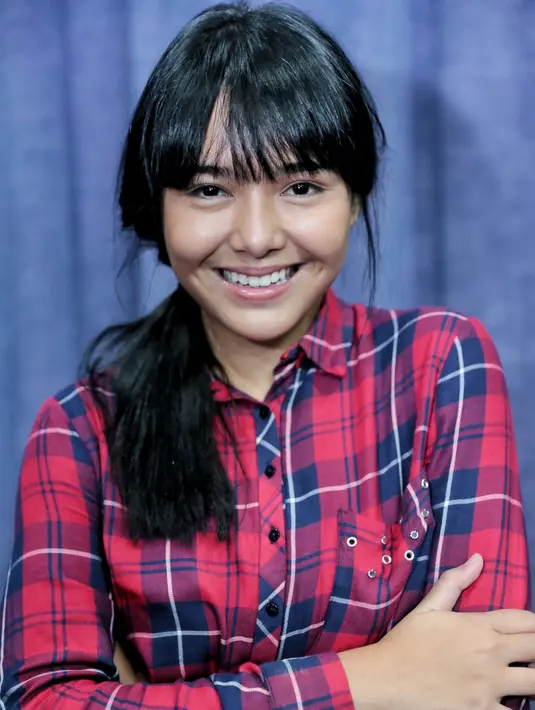 Bersama dengan teman-temannya di sinetron Mermaid in Love, putri pasangan Henny Manopo Lugue dan Ramon G. Lugue itu juga akan meramaikan acara SCTV Awards dengan bermain drama musikal. (Adrian Putra/Bintang.com)