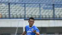 Persib Resmi Lepas Henhen Herdiana ke PSM dengan Status Pinjaman