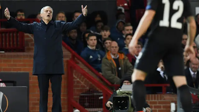 Ibrahimovic Cetak Gol, Manchester United Susah Payah Hadapi Perlawanan FC Zorya Luhansk