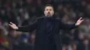 Diperkirakan Van Nistelrooy masih akan bertugas sebagai manajer interim hingga akhir pekan nanti. Selanjutnya MU akan berhadapan dengan Chelsea di Old Trafford pada ajang Liga Inggris. (AFP/Darren Staples)