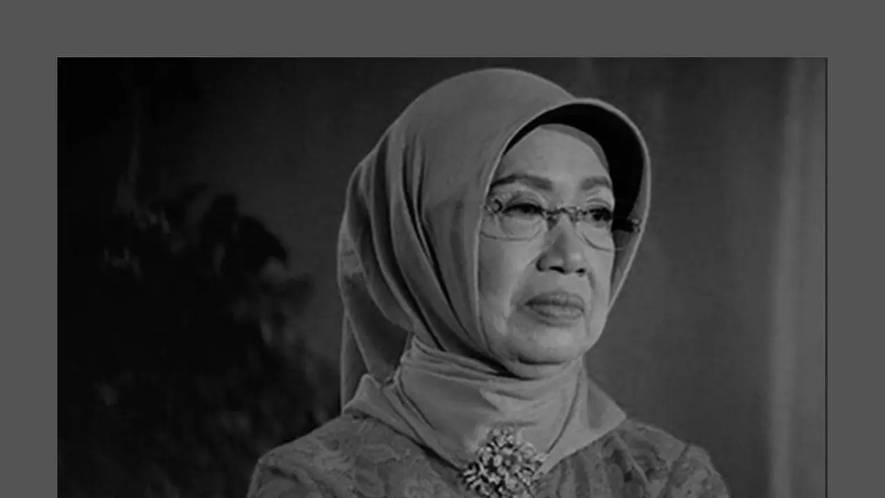 Ibunda Jokowi, Sudjiatmi Notomiharjo, meninggal dunia di Solo. (Foto: Instagram @jokowi)