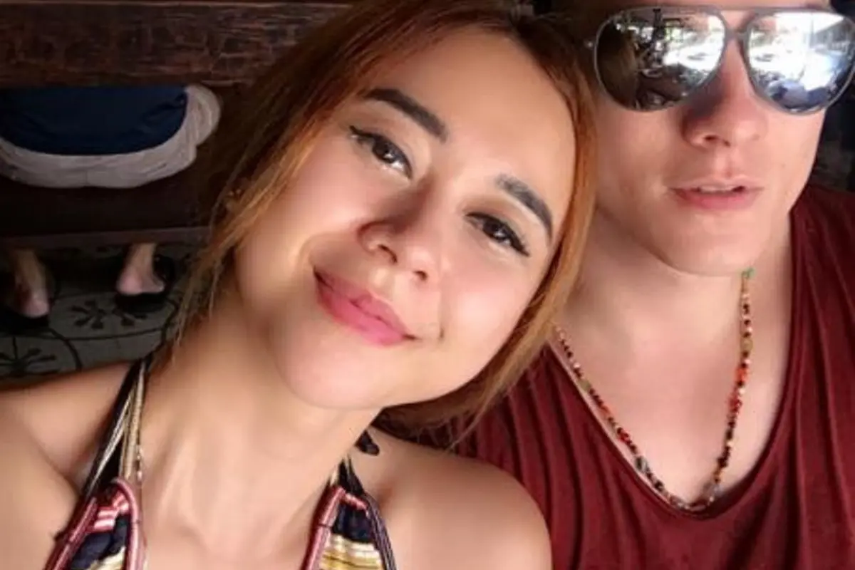 [Bintang] Aura Kasih dan Bertrand Antolin