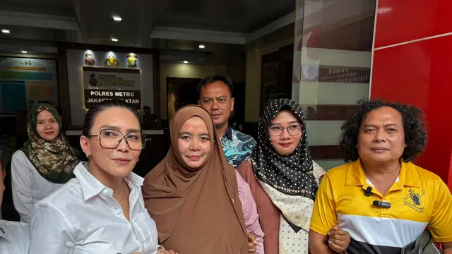 Deolipa Yumara dan Rieke Diah Pitaloka