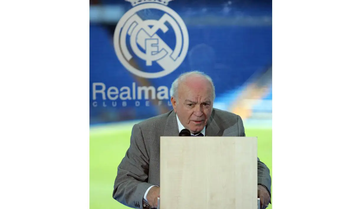 Alfredo Di Stefano dinobatkan menjadi pemain terbaik Eropa pada 1957 dan 1959. (AFP PHOTO/Pierre)