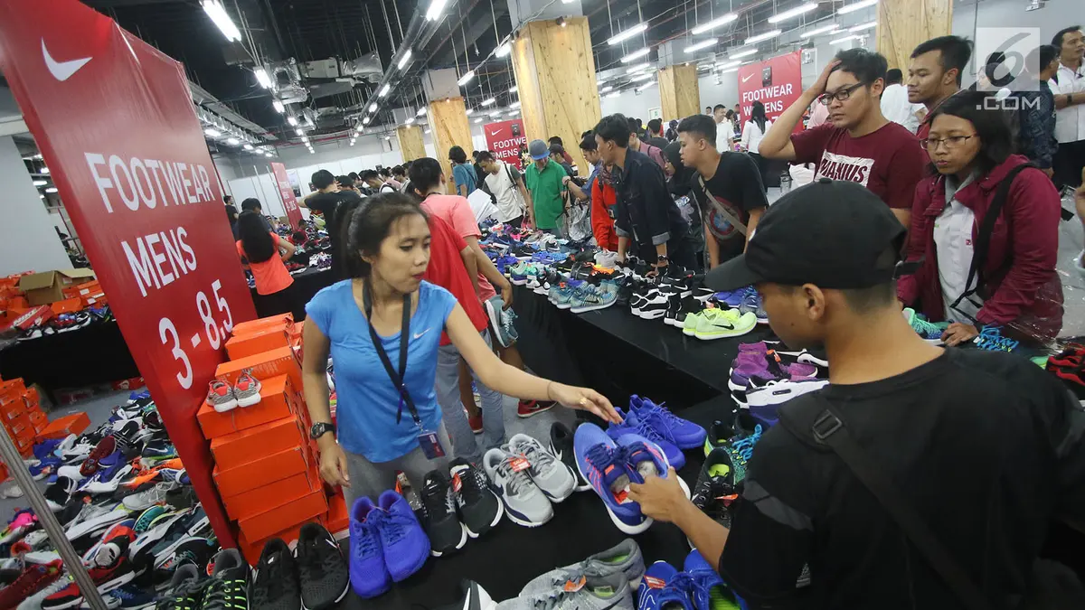 Nike di grand indonesia store
