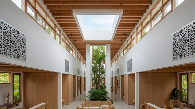 Desain Rumah Sempit Memanjang Anti Pengap