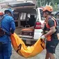 Proses evakuasi jasad Painah, korban hilang yang diduga diterkam buaya di Sungai Semaka. Foto : (Istimewa).