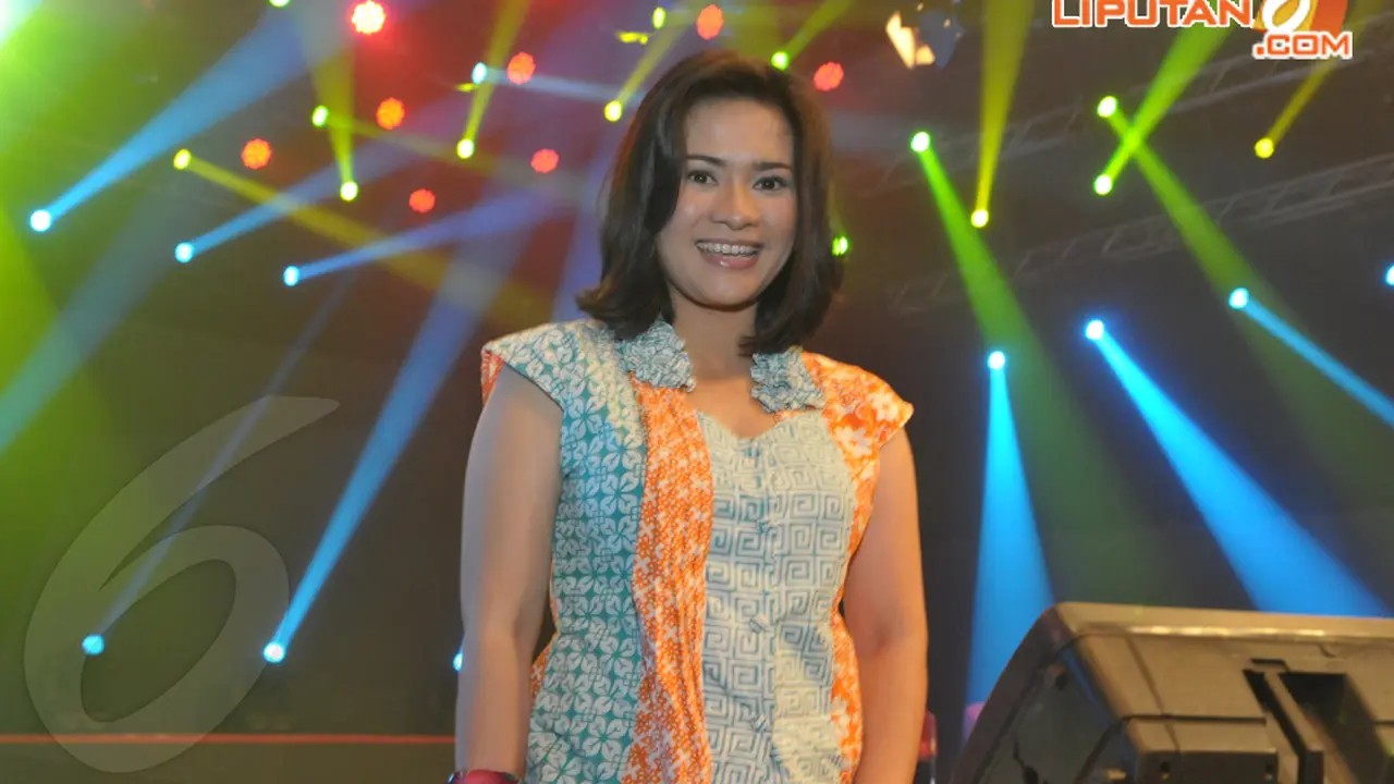 [FOTO] Ikke Nurjanah Eksis Lagi 