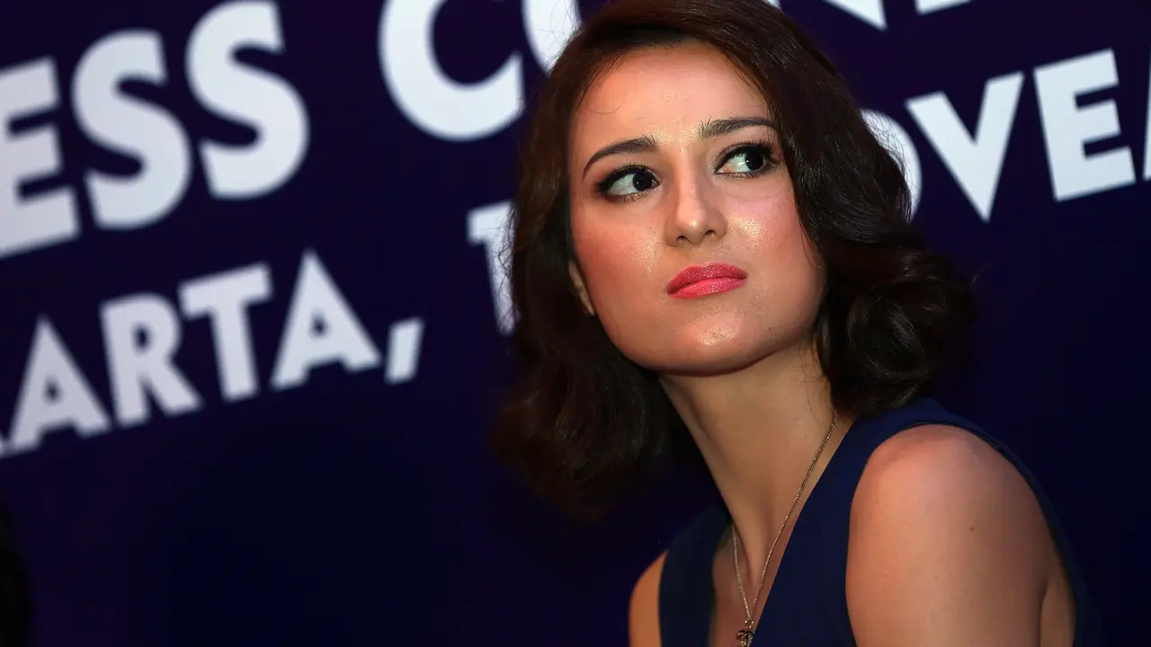 Julie Estelle