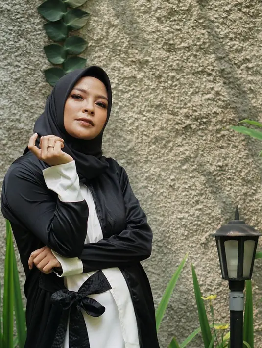 (Instagram/tantrsyalindri)