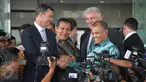 Menteri Kehakiman Australia Michael Keenan dan Pimpinan KPK Agus Rahardjo usai melakukan nota kesepakatan di Gedung KPK, Jakarta, Kamis (2/2). (Liputan6.com/Helmi Afandi)