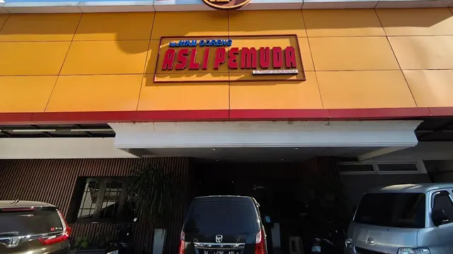 Rekomendasi Tempat Makan Ayam Goreng di Surabaya