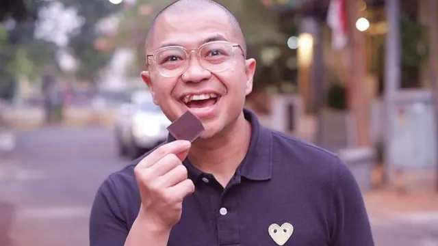 Berhasil Turunkan Berat Badan 55 Kg, Ini 6 Potret Terbaru Kemal Mochtar