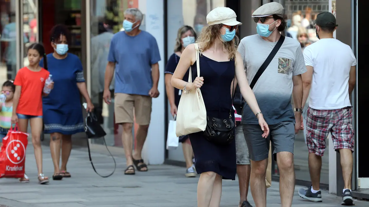 Brussel Wajibkan Pemakaian Masker di Tempat Umum
