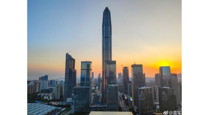 Sampel foto Xiaomi Mi 8 (Foto: CEO Xiaomi, Lei Jun via GSM Arena)