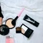 Sekarang Anda tidak perlu bingung lagi menghilangkan noda makeup pada pakaian Anda, di sini ada langkah mudah melakukannya.