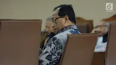 Menhub, Budi Karya Sumadi saat menjadi saksi pada sidang suap perizinan dan pengadaan proyek di lingkungan Ditjen Hubla TA 2016-2017 dengan terdakwa Antonius Tonny Budiono di Pengadilan Tipikor, Jakarta, Rabu (28/3). (Liputan6.com/Helmi Fithriansyah)