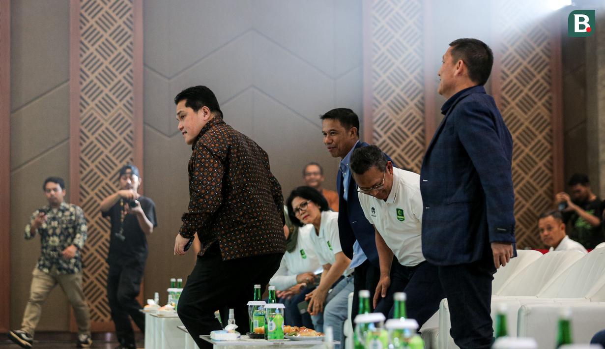 <p>Ketua umum PSSI, Erick Thohir menghadiri konferensi pers Pegadaian Liga 2 2024/2025 yang berlangsung di The Gade Tower, Senen, Jakarta, Selasa (03/09/2024). (Bola.com/Bagaskara Lazuardi)</p>