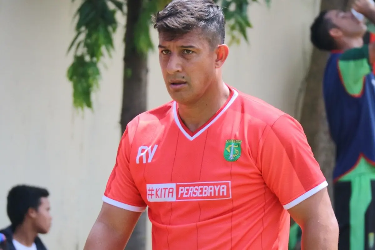 Angel Alfredo Vera, Persebaya Surabaya