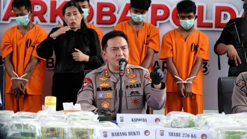 Konferensi pers pengungkapan peredaran sabu 276 kilogram di Polda Riau.