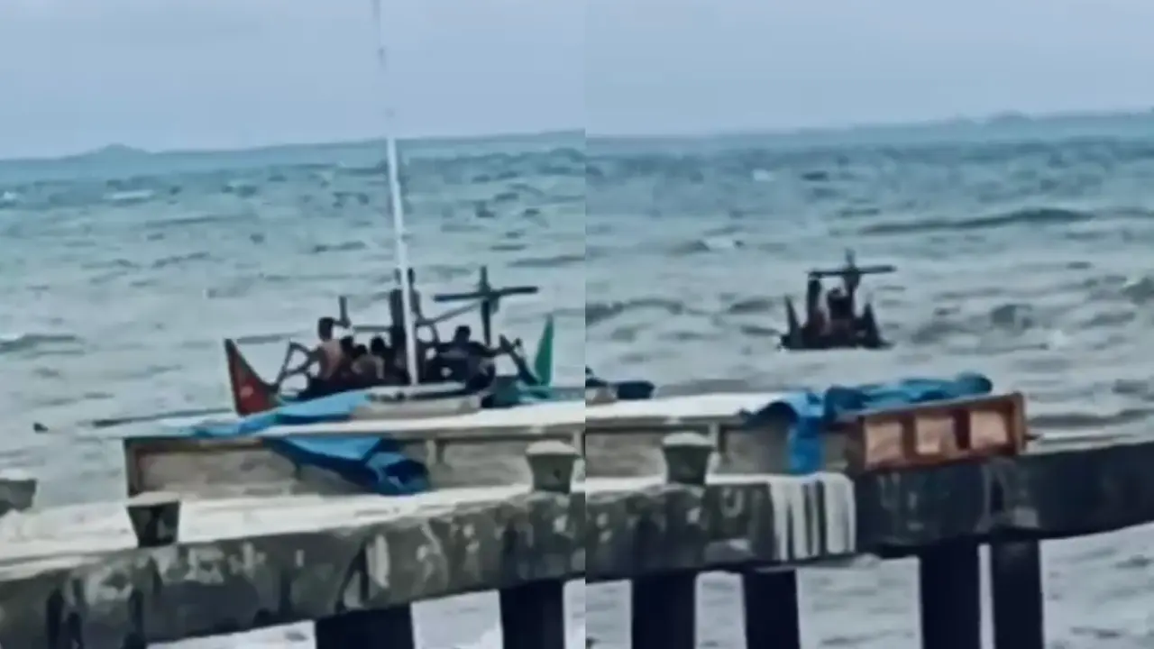Proses evakuasi 8 korban kecelakaan kepal di Tekuk Semaka Tanggamus, Lampung.  Foto : (Istimewa).