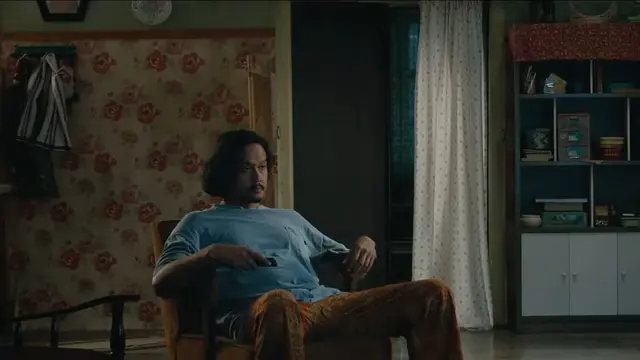 Dwi Sasono sebagai Yudi dalam film Ayah Ini Arahnya ke Mana, Ya?. (Foto: Dok. Five Elements Pictures/ Kults Creative)