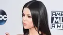  “Kepedihan dan kekuatan dari dalam diri Selena membuat The Weeknd tak sanggup berbicara dan hal tersebut yang membuatnya jatuh cinta terhadap Selena,” ucap Sumber. (AFP/Bintang.com)