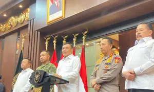_Menkopolkam Tegaskan Pemerintah Tidak Larang  Demo, Asal Jangan Anarkis