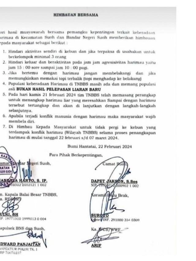 Warga Lampung Diimbau Pakai Topi Terbalik untuk Antisipasi Serangan Harimau yang Sudah Tewaaskan 2 Orang.  foto: Instagram @folkative