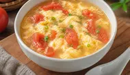 Resep Sup Telur Tomat Simple untuk Anak Kos, Praktis Mudah Dibuat