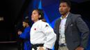 <p>Atlet judo putri Indonesia, Maryam March Maharani didampingi sang pelatih bersiap jelang menghadapi pejudo Mozambik, Jacira Ferreira pada laga babak 32 besar kelas 52 kg putri Olimpiade Paris 2024 di Champ-de-Mars Arena, Paris, Minggu (28/7/2024). Maryam March Maharani menang 10-0, namun ahirnya tersingkir di babak 16 besar setelah kalah dari pejudo Kosovo, Distria Krasniqi. (Dok. NOC Indonesia/Naif Muhammad Al'as)</p>