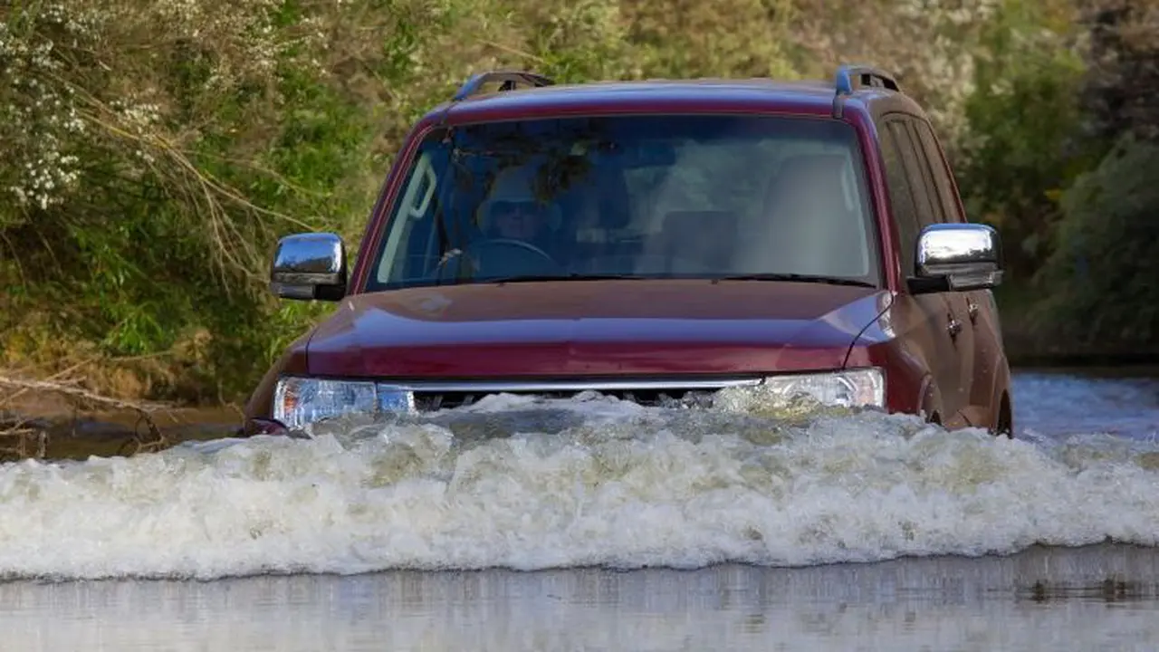 Mitsubishi Suntik Mati Pajero