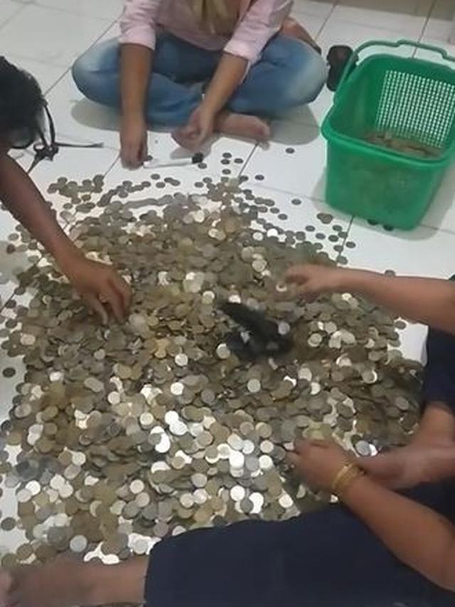 Viral Bongkar Tabungan dalam Galon Selama 2 Tahun, Isinya Belasan Juta