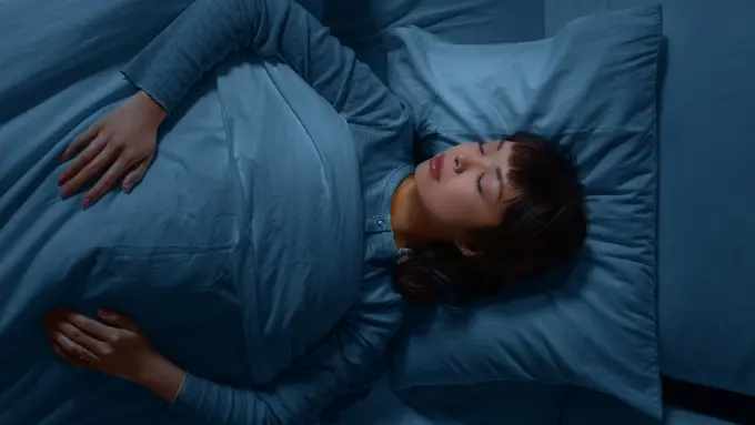 perempuan tidur