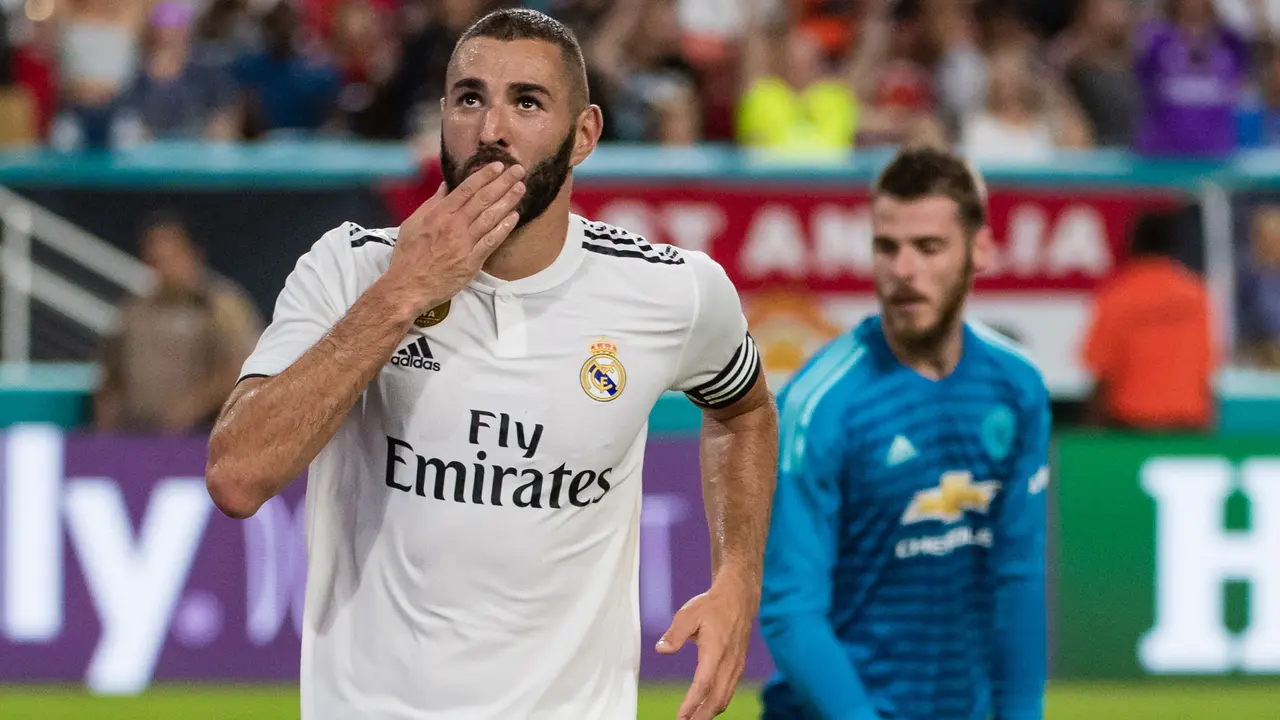 Gol Sanchez dan Herrera Antar MU Kalahkan Real Madrid