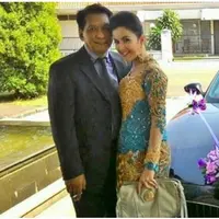 Sebelumnya Tommy Soeharto mengaku ditipu oleh mantan suami Andi Soraya, Rudy Sutopo. Toto Sugiarto, selaku pengacara Rudy Sutopo memberikan tanggapan atas tuduhan tersebut.