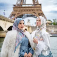 Buttonscarves Luncurkan Koleksi Emily in Paris. dok. Buttonscarves