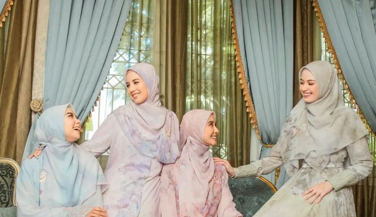 Kimberly Ryder (Sumber: Instagram/kimbrlyryder)