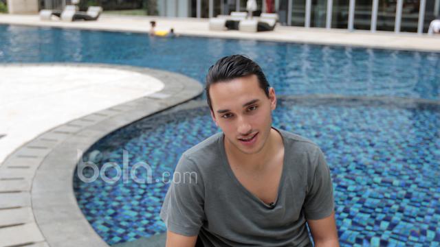 Mengenal Ezra Walian dan Impian Masuk Timnas Indonesia
