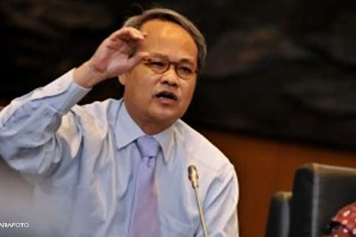Hajriyanto Golkar: Jangan Mendewakan Survei